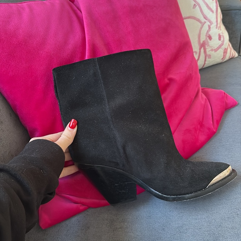 Isabel Marant Pointed Toe Ankle Boots, Black Suede size 39 (8.5)